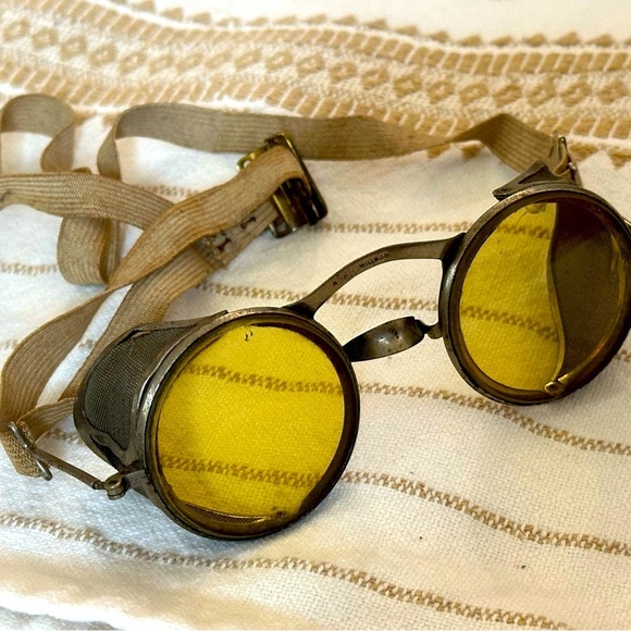 Vintage Wilson Goggles Yellow lens Metal Frame Side Mesh Steampunk Motorcycle - Picture 2 of 9